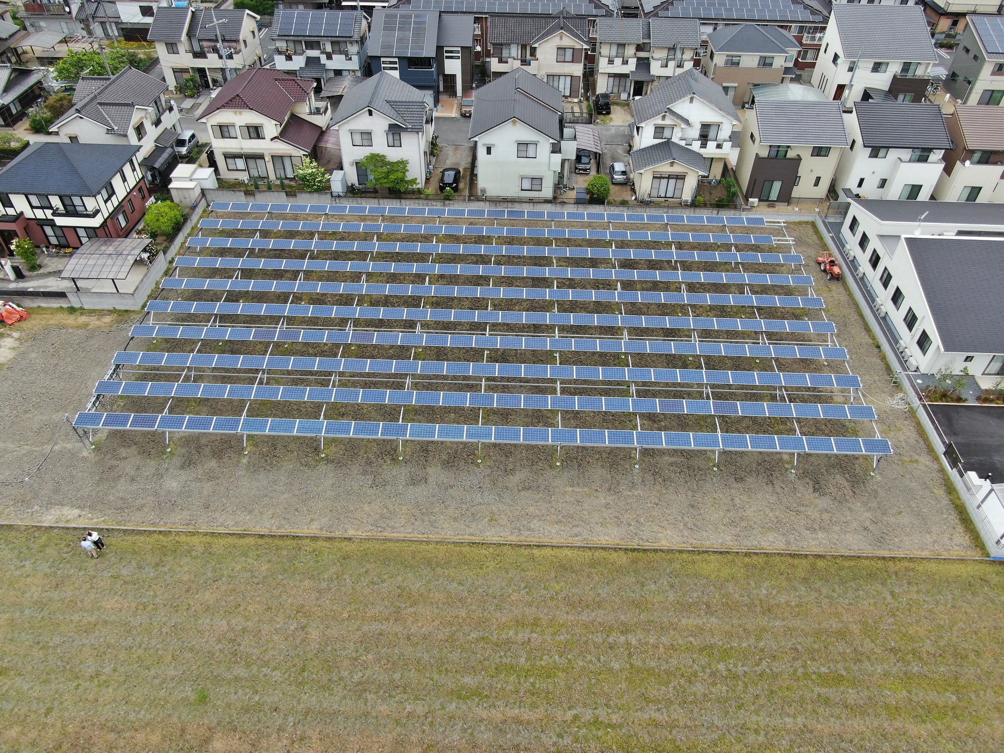 倉敷市ソーラーシェアリング発電開始しました。作物は稲！